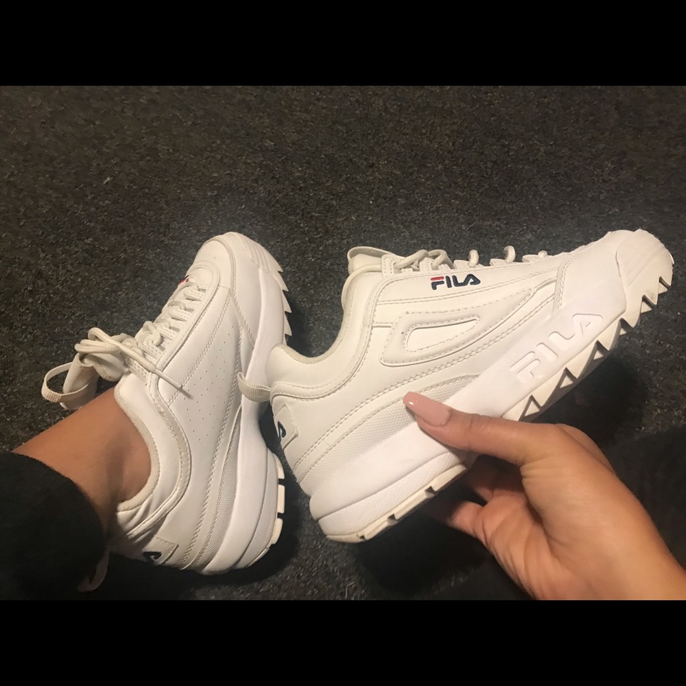 fila disruptor sneakers